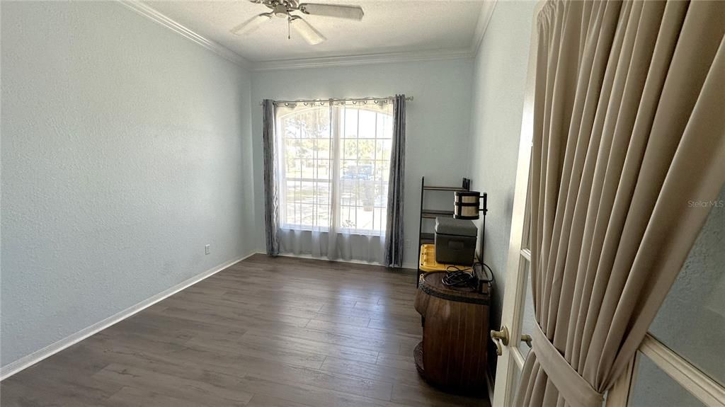 For Sale: $369,900 (2 beds, 2 baths, 1574 Square Feet)