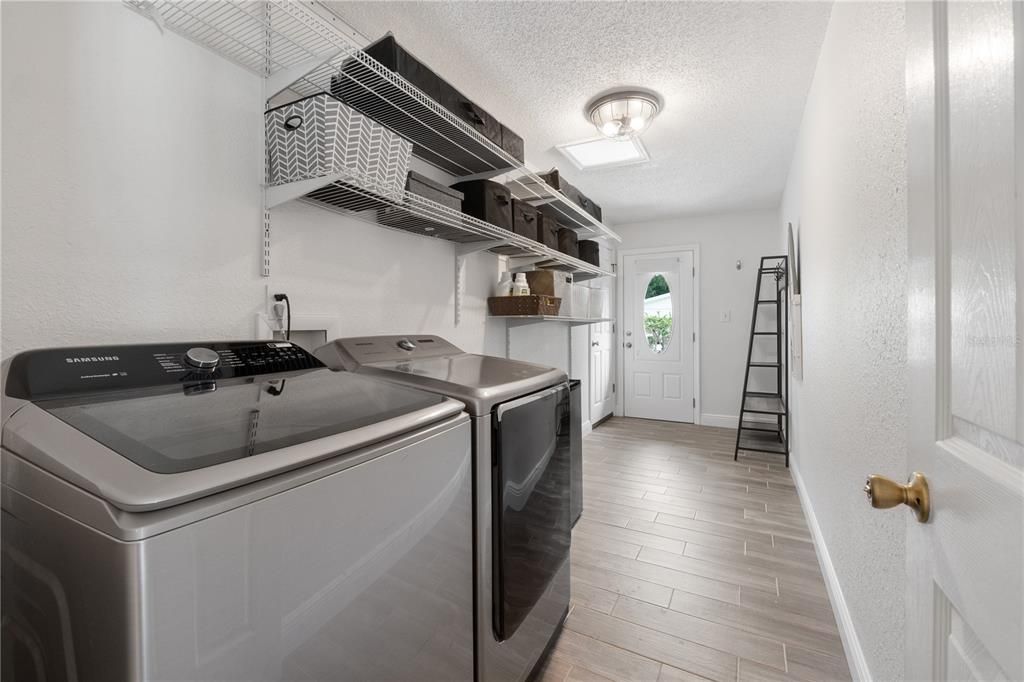 Oversized laundry/mud room!