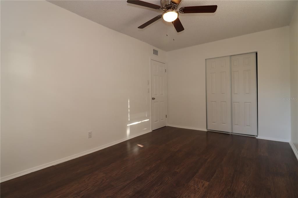 For Rent: $2,350 (3 beds, 2 baths, 1718 Square Feet)