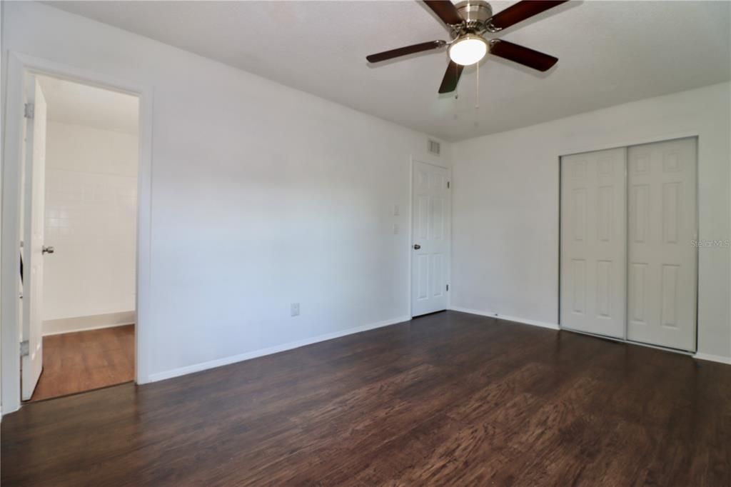 For Rent: $2,350 (3 beds, 2 baths, 1718 Square Feet)
