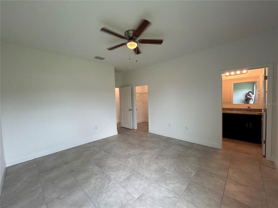 For Sale: $279,900 (4 beds, 2 baths, 1580 Square Feet)