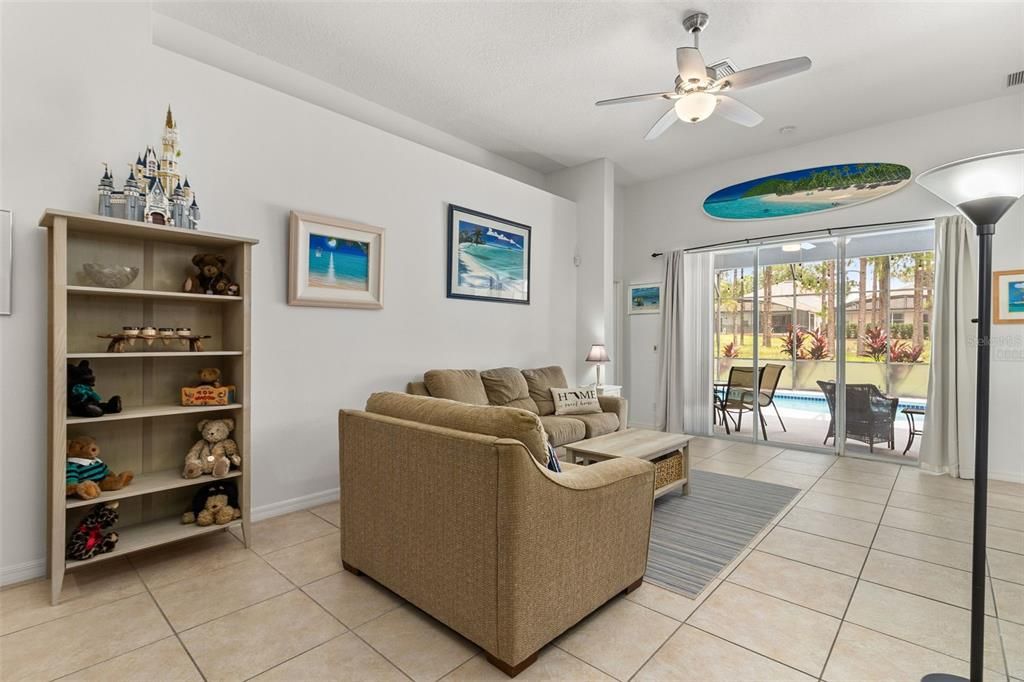 Active With Contract: $430,000 (4 beds, 3 baths, 1833 Square Feet)
