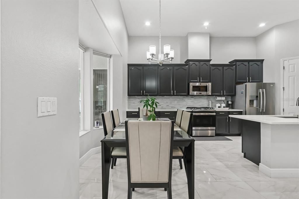 Active With Contract: $674,000 (4 beds, 3 baths, 3028 Square Feet)