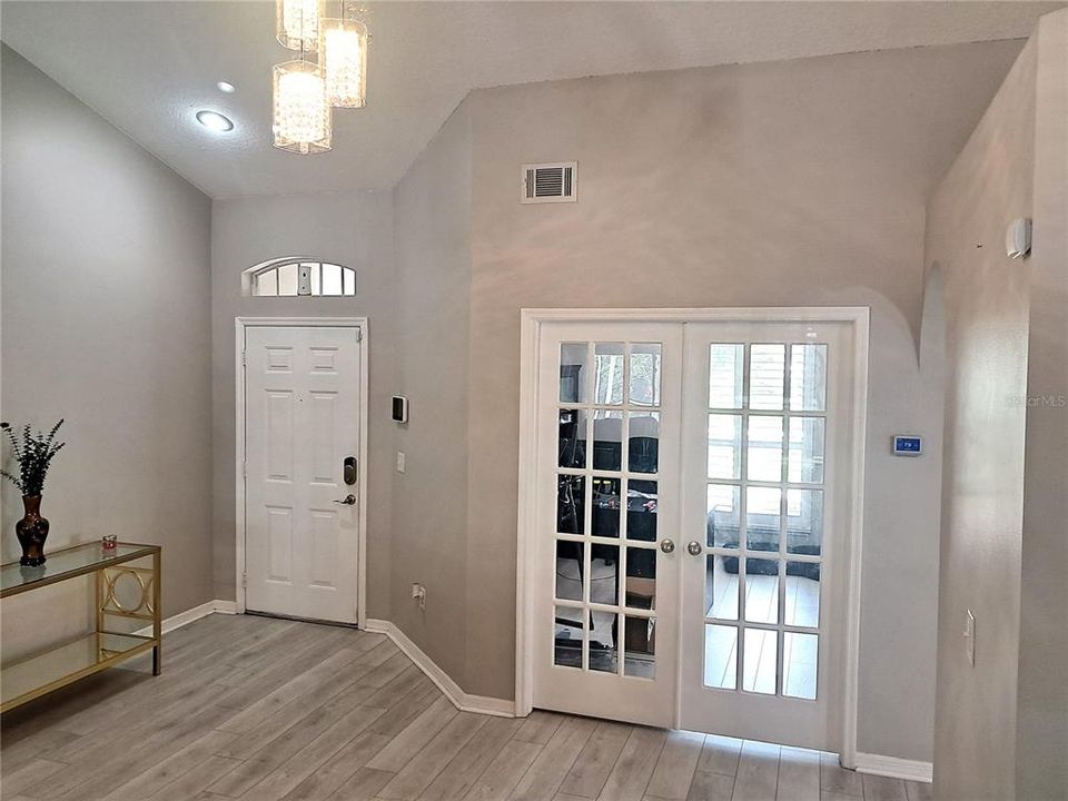 For Sale: $449,500 (3 beds, 2 baths, 1651 Square Feet)