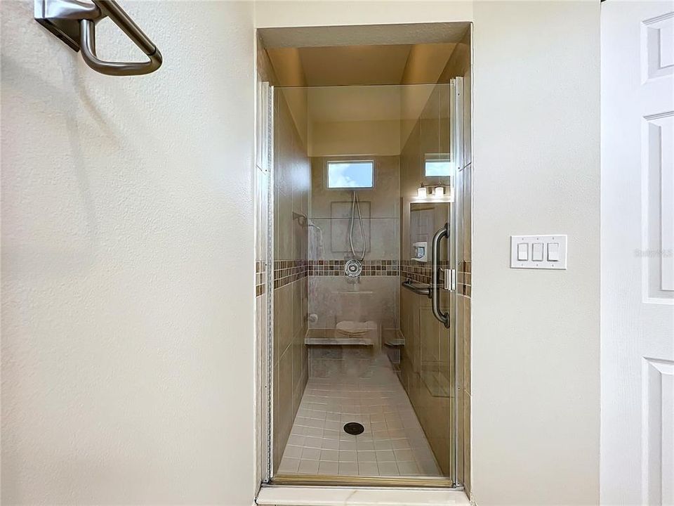 Full length view of the shower.