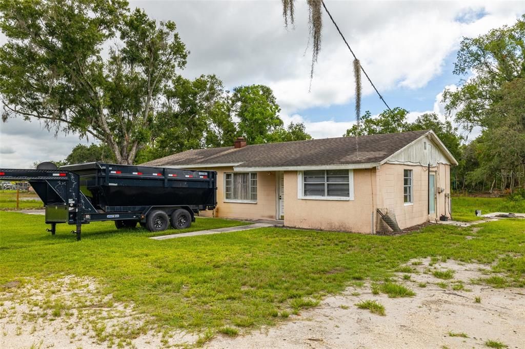 For Sale: $419,900 (3 beds, 2 baths, 1108 Square Feet)