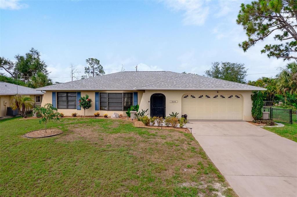 Recently Sold: $310,000 (2 beds, 2 baths, 1400 Square Feet)