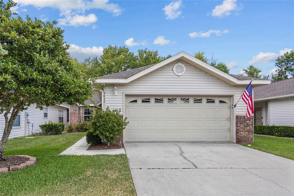 Active With Contract: $310,000 (3 beds, 2 baths, 1380 Square Feet)