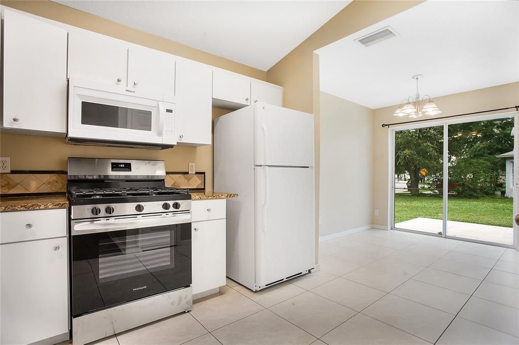 Active With Contract: $309,900 (4 beds, 2 baths, 1342 Square Feet)