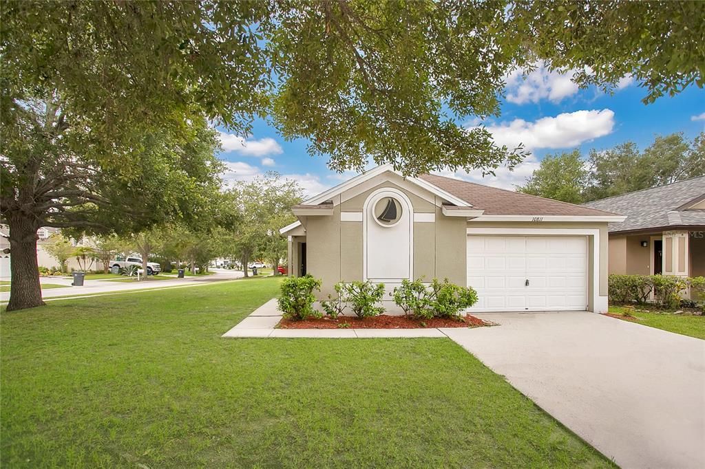 Active With Contract: $309,900 (4 beds, 2 baths, 1342 Square Feet)