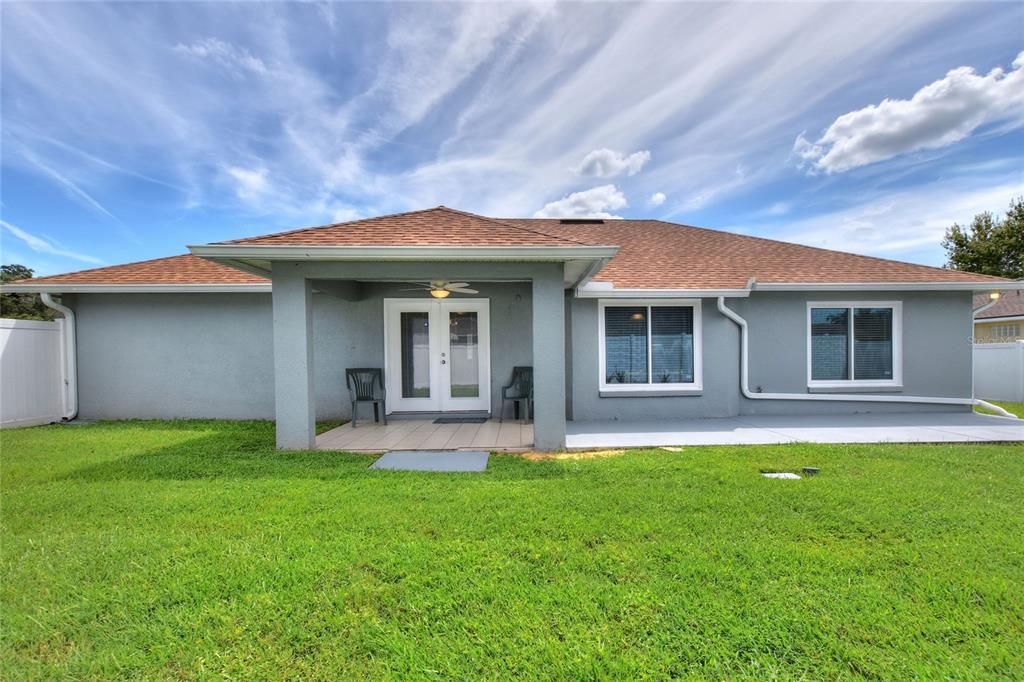 For Sale: $349,900 (3 beds, 2 baths, 1686 Square Feet)