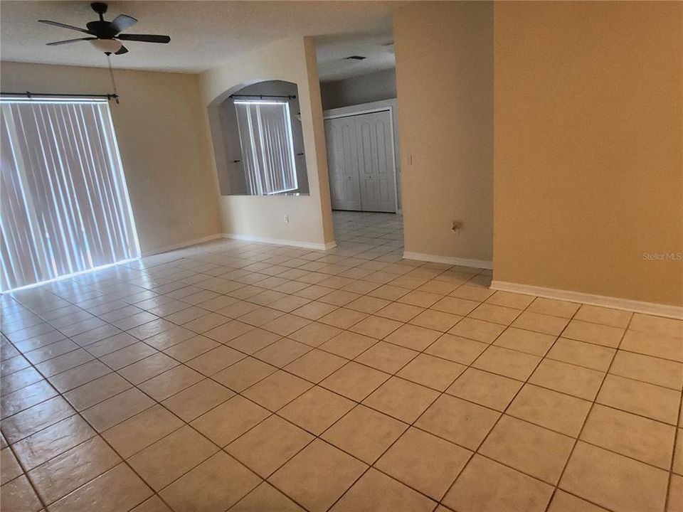 For Rent: $2,600 (3 beds, 2 baths, 1374 Square Feet)