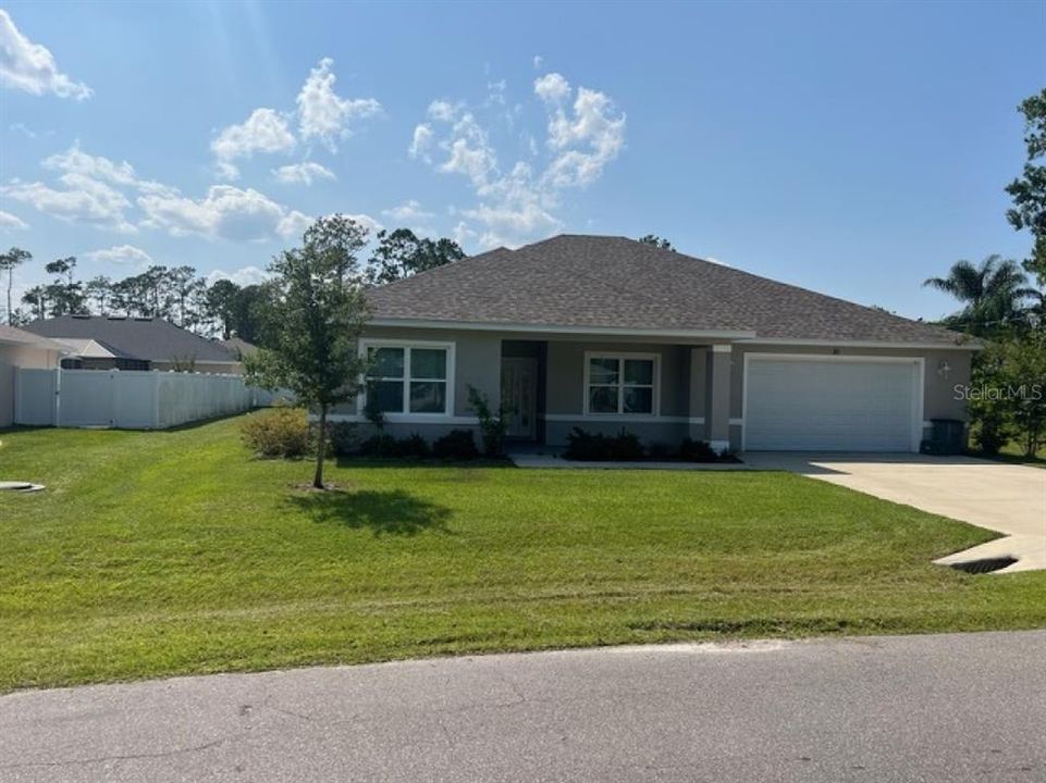 For Sale: $495,000 (3 beds, 2 baths, 1965 Square Feet)