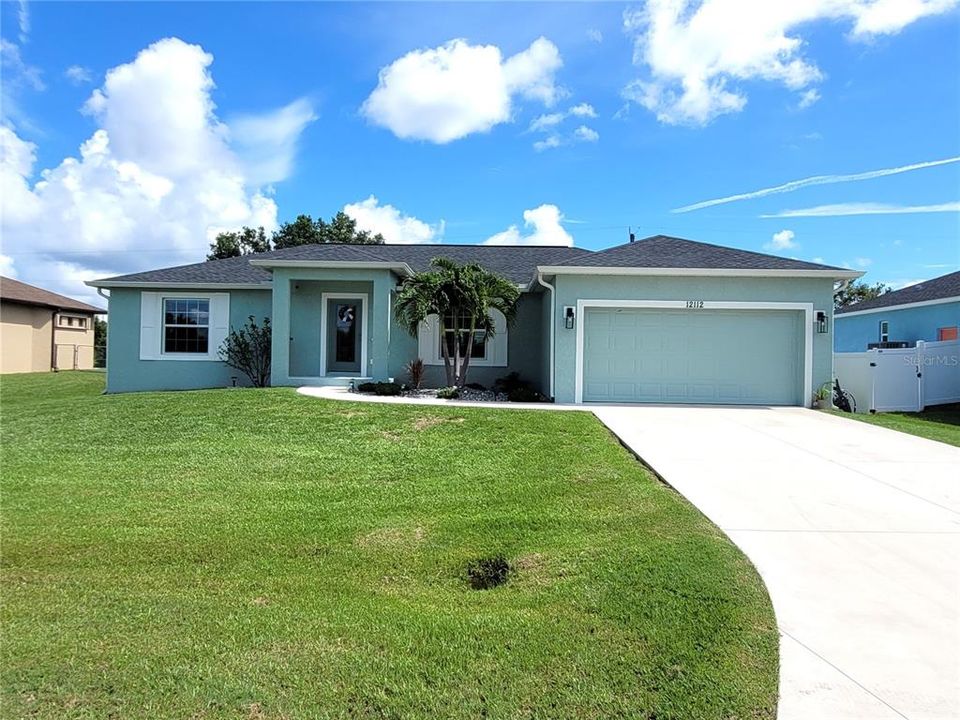 For Sale: $480,000 (3 beds, 2 baths, 1640 Square Feet)