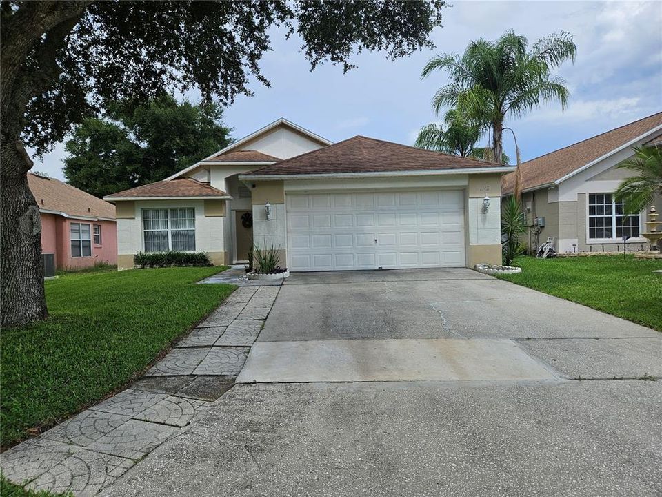 For Sale: $349,900 (3 beds, 2 baths, 1528 Square Feet)