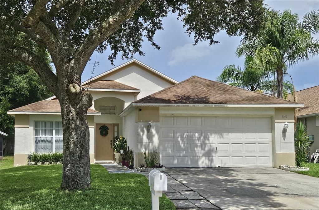 For Sale: $349,900 (3 beds, 2 baths, 1528 Square Feet)