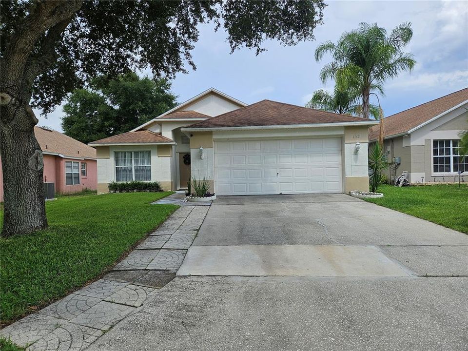 For Sale: $349,900 (3 beds, 2 baths, 1528 Square Feet)