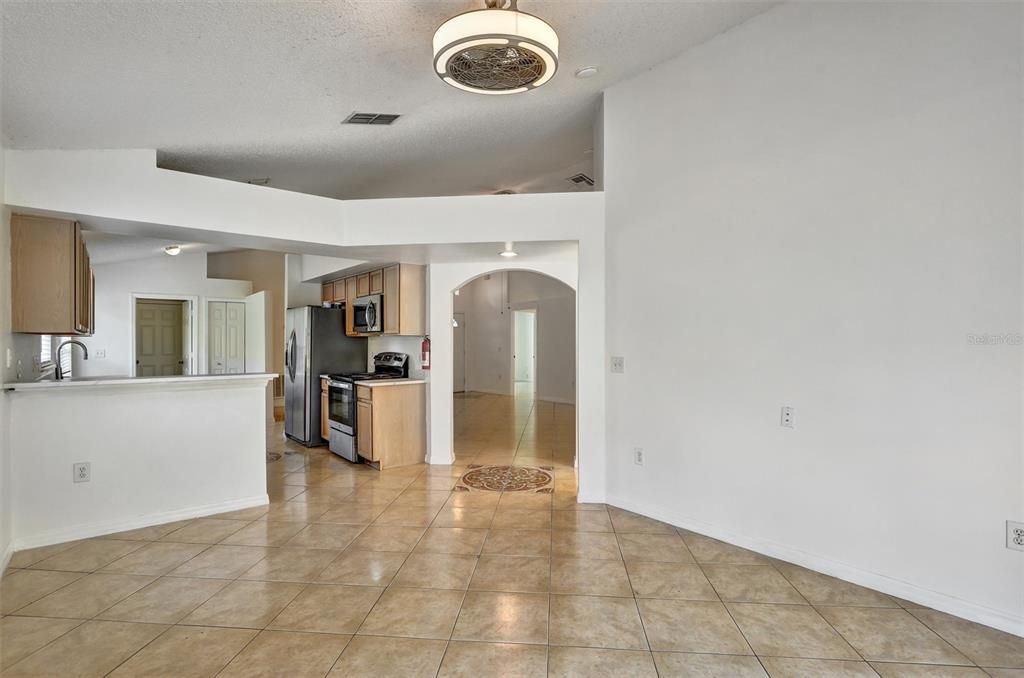 For Sale: $349,900 (3 beds, 2 baths, 1528 Square Feet)