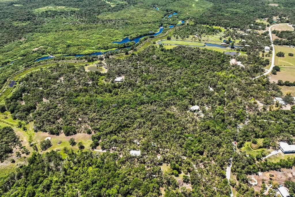 На продажу: $675,000 (10.25 acres)