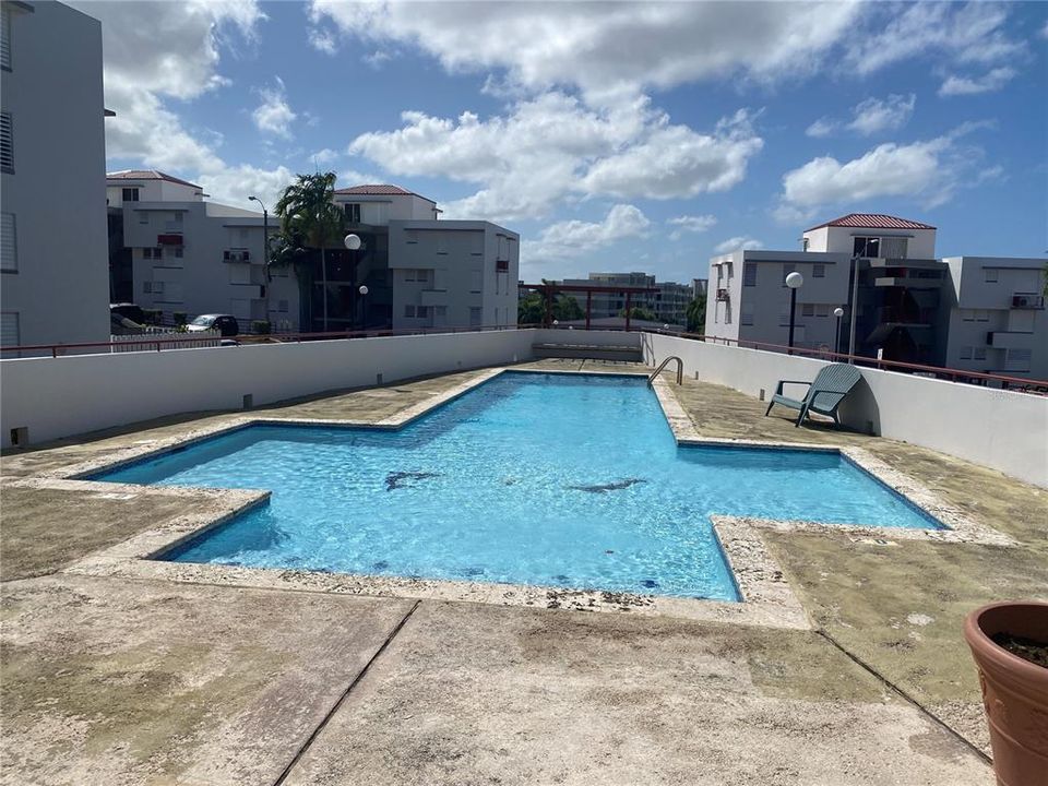 Activo con contrato: $225,000 (3 camas, 2 baños, 1257 Pies cuadrados)