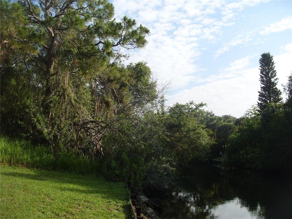 En Venta: $55,000 (0.23 acres)