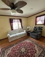 For Sale: $119,900 (1 beds, 1 baths, 640 Square Feet)