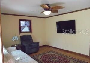 For Sale: $119,900 (1 beds, 1 baths, 640 Square Feet)