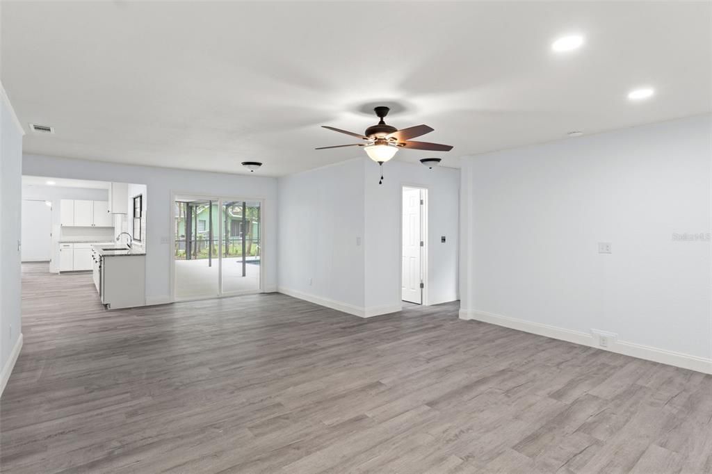 For Sale: $410,000 (3 beds, 2 baths, 2198 Square Feet)