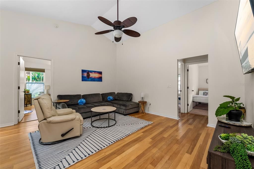 Active With Contract: $459,000 (4 beds, 2 baths, 1518 Square Feet)