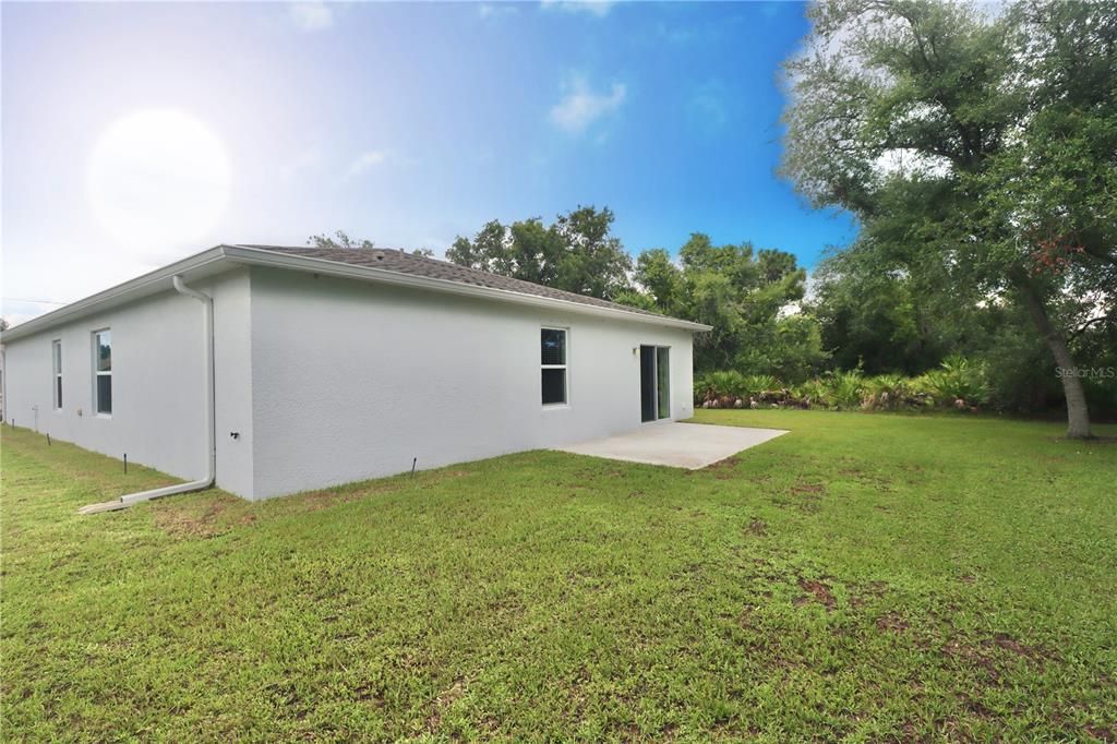 For Sale: $375,000 (4 beds, 2 baths, 1874 Square Feet)