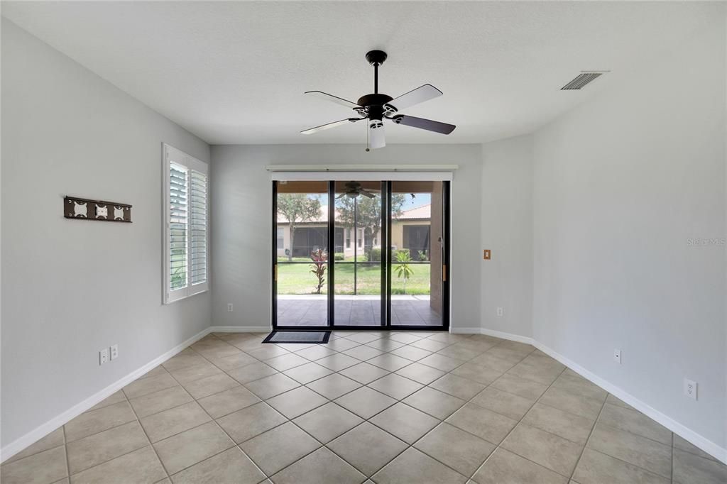 For Sale: $309,000 (2 beds, 2 baths, 1393 Square Feet)