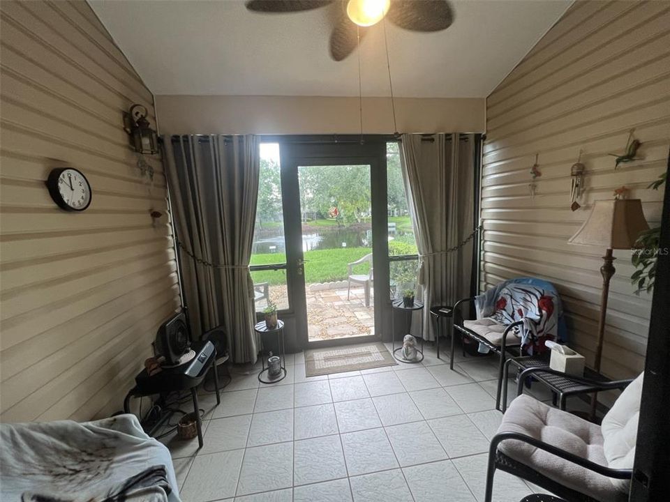 For Sale: $224,600 (2 beds, 2 baths, 1179 Square Feet)