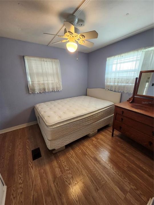 For Sale: $88,500 (2 beds, 2 baths, 972 Square Feet)