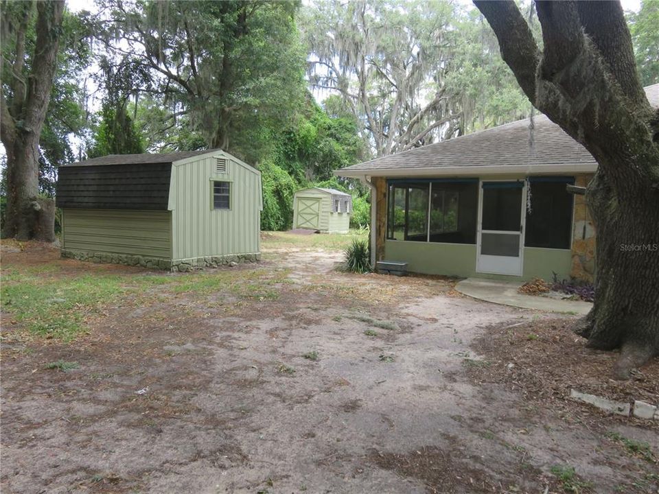 Active With Contract: $229,000 (2 beds, 2 baths, 1412 Square Feet)