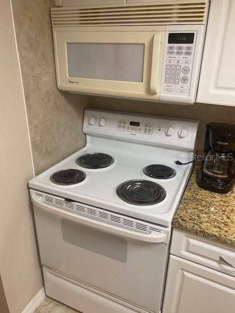 Range and microwave, newer