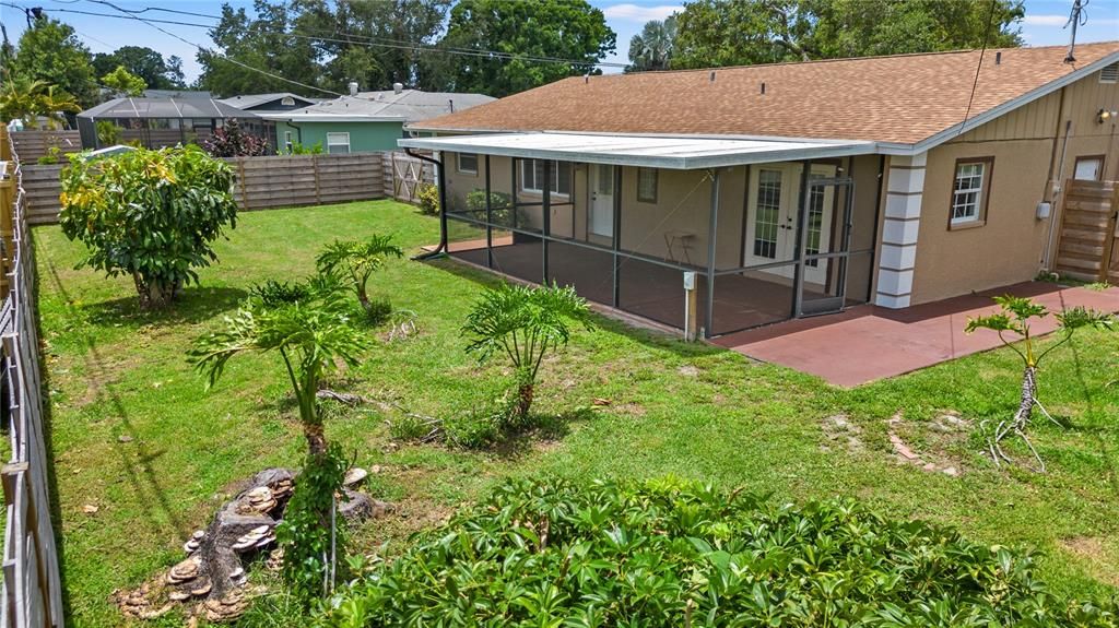 For Sale: $415,000 (3 beds, 2 baths, 2087 Square Feet)