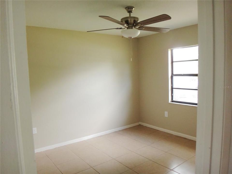 For Sale: $284,900 (3 beds, 2 baths, 1459 Square Feet)