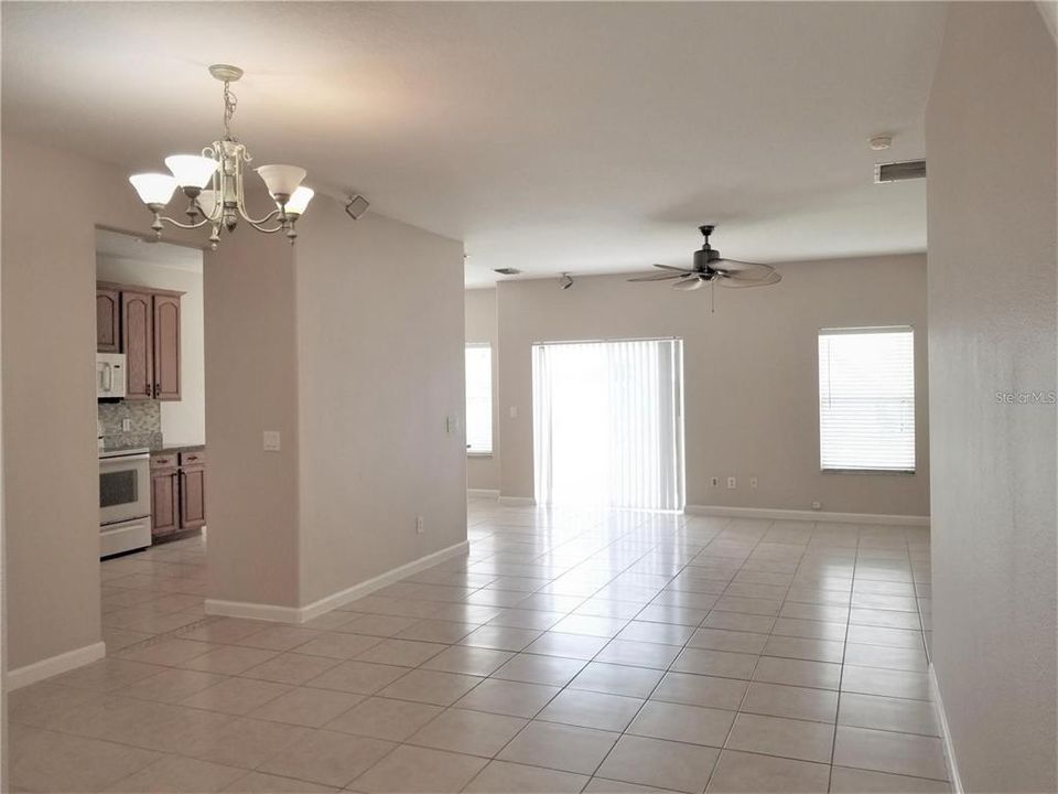 Living/Dinning Room