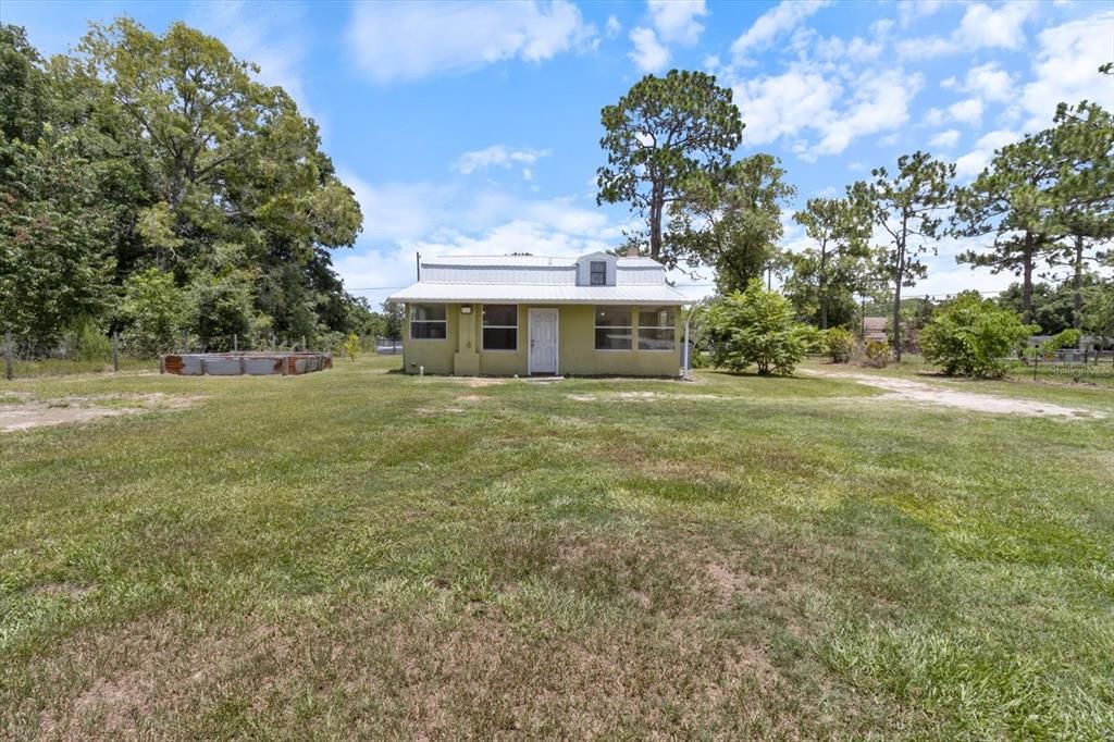 Active With Contract: $209,000 (4 beds, 2 baths, 1560 Square Feet)