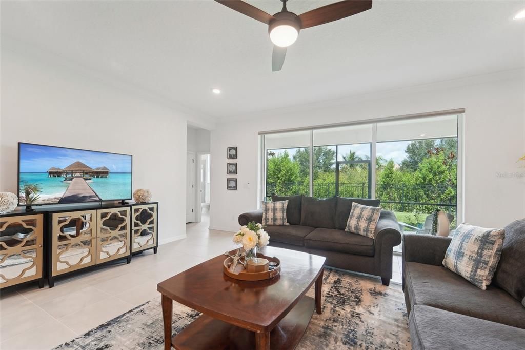 Active With Contract: $599,000 (4 beds, 3 baths, 2811 Square Feet)