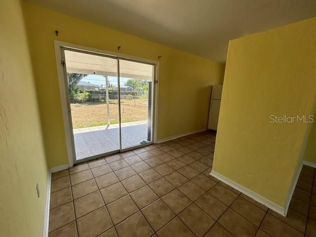 Active With Contract: $1,250 (2 beds, 1 baths, 804 Square Feet)