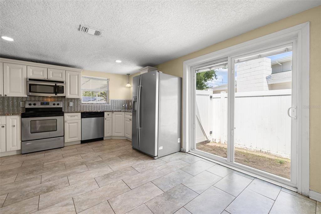 For Sale: $449,900 (3 beds, 2 baths, 1120 Square Feet)