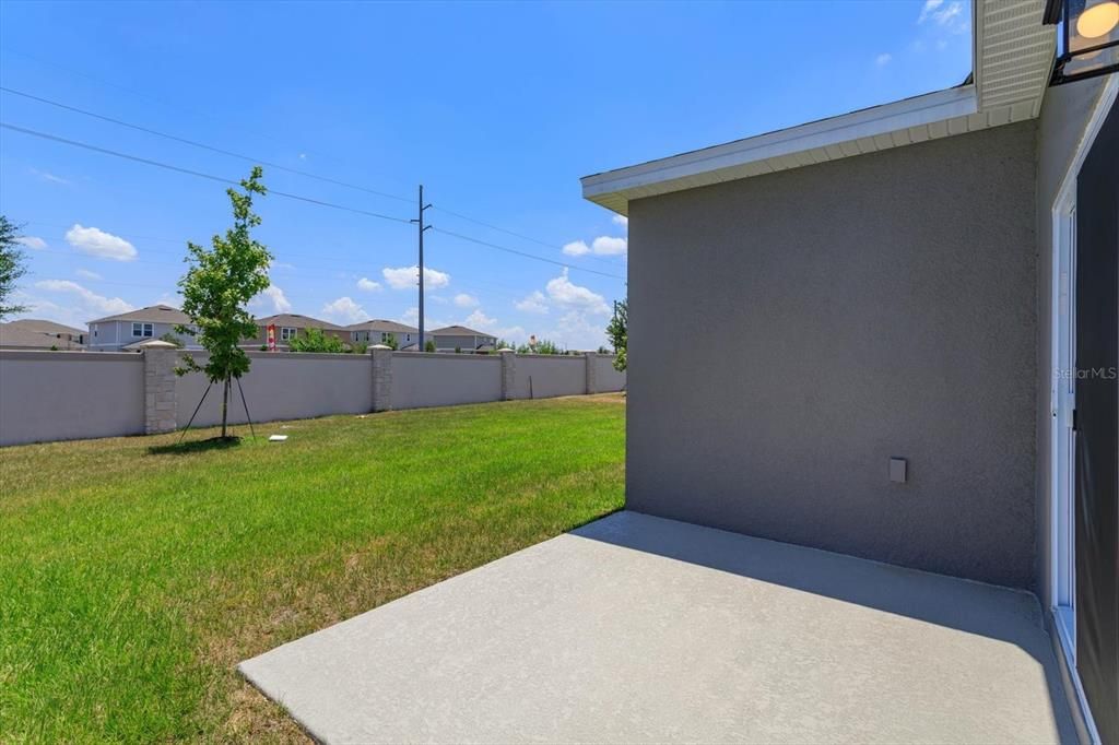 Active With Contract: $335,000 (4 beds, 2 baths, 1598 Square Feet)