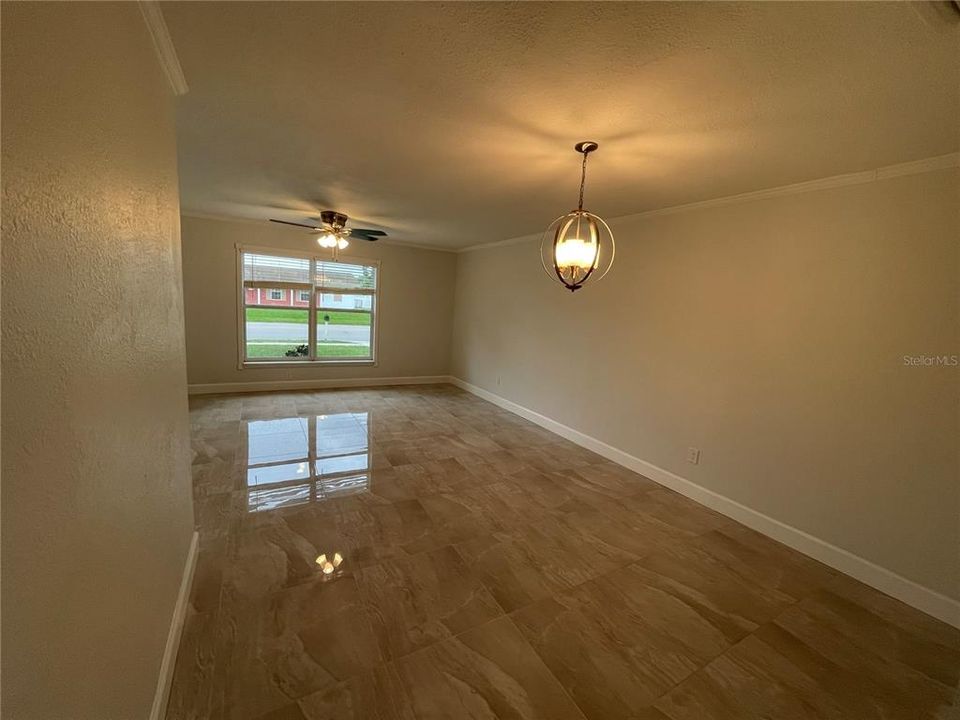 Active With Contract: $2,350 (3 beds, 2 baths, 1450 Square Feet)