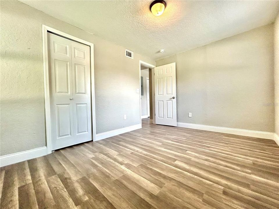 For Rent: $2,000 (3 beds, 2 baths, 1200 Square Feet)