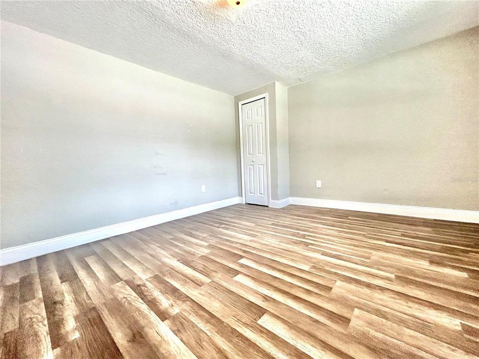 For Rent: $2,000 (3 beds, 2 baths, 1200 Square Feet)