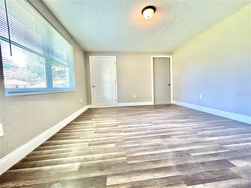 For Rent: $2,000 (3 beds, 2 baths, 1200 Square Feet)