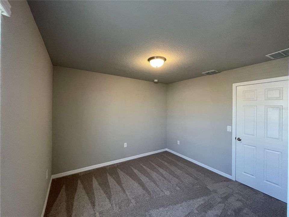 For Rent: $2,095 (3 beds, 2 baths, 1566 Square Feet)