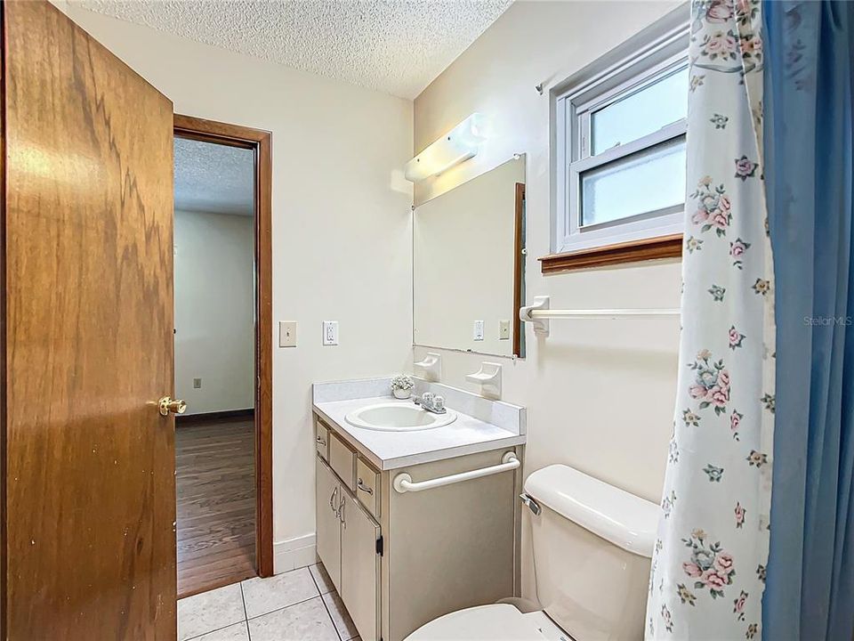 For Sale: $179,000 (2 beds, 2 baths, 1154 Square Feet)