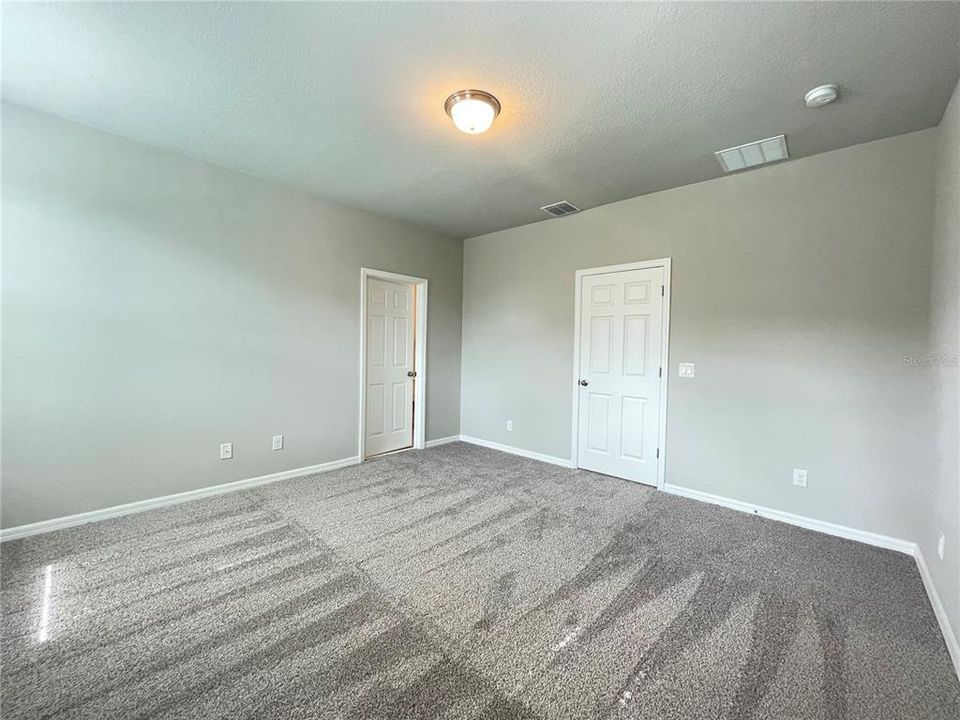 Recently Rented: $2,495 (3 beds, 2 baths, 1621 Square Feet)